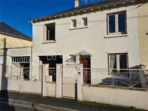 maison de ville à la vente -   86100  CHATELLERAULT, surface 110 m2 vente maison de ville - UBI412759388